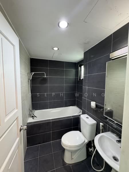 Kondominium untuk Disewa di Kinta Riverfront Hotel & Suites - Joseph Wong - PropertyGuru.com.my