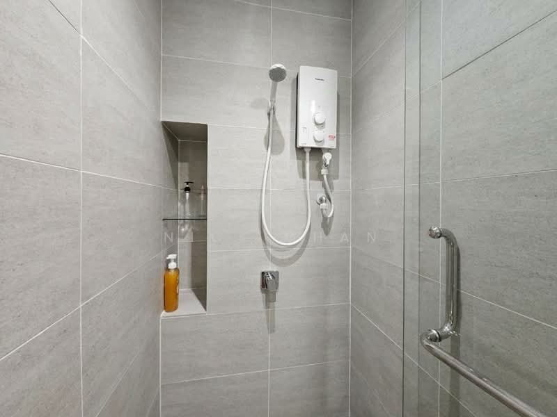 Service Residence for Rent at SouthPlace 2 Residences - Nick Chan - Bathroom - PropertyGuru.com.my