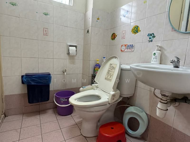 2-storey Terraced House for Sale in Bandar Puteri Klang (Klang) - Tommy Low - Bathroom - PropertyGuru.com.my