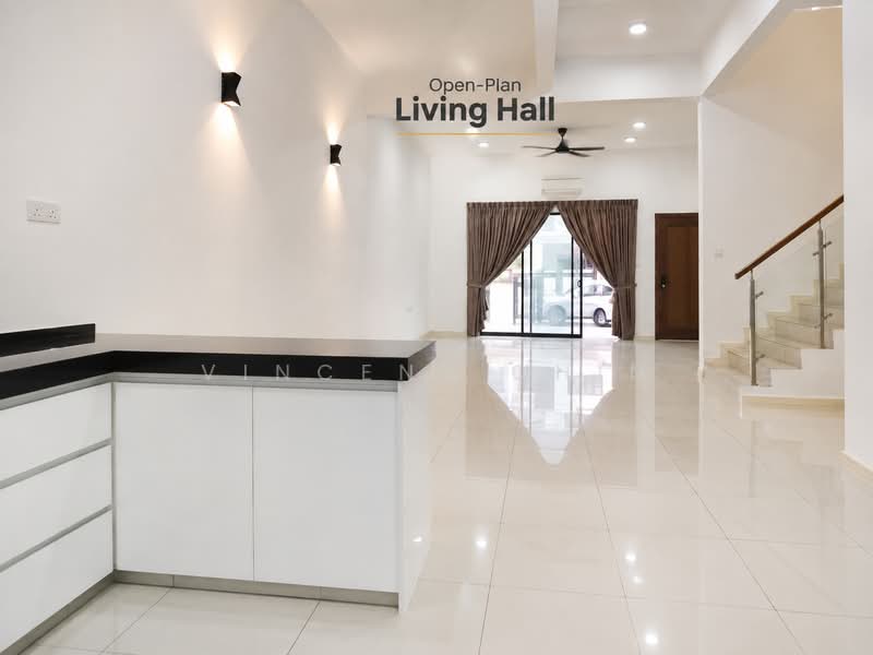 Terraced House for Sale in 16 Sierra (Puchong) - Vincent Chin - Living Room - PropertyGuru.com.my
