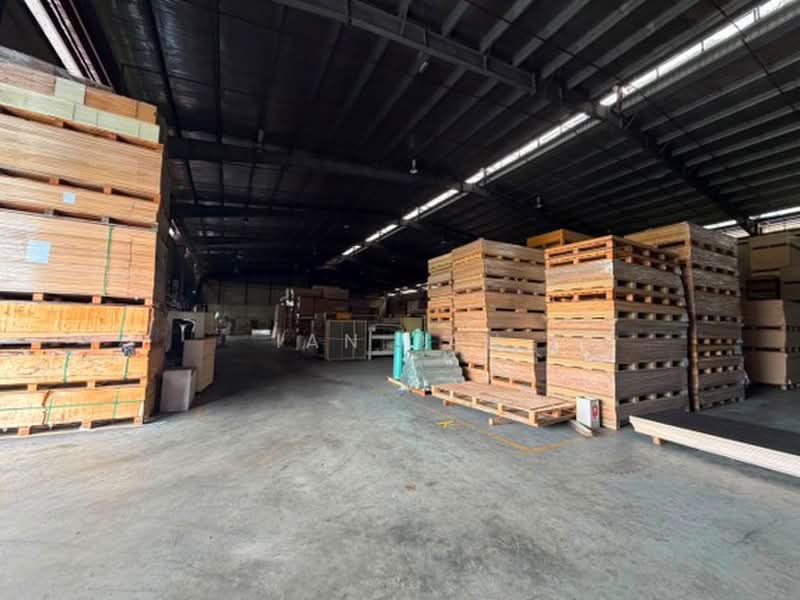 Factory for Rent in Taman Perindustrian Nusa Cemerlang (Iskandar Puteri (Nusajaya)) - Ian Tan - Interior - PropertyGuru.com.my