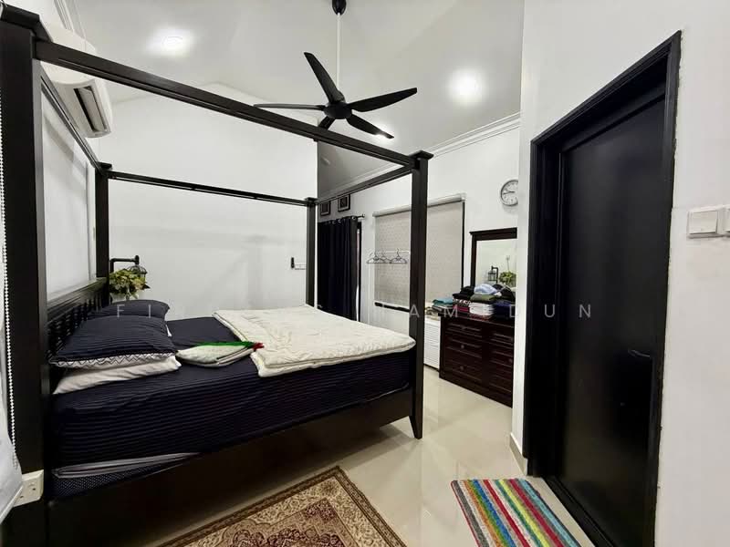 Bungalow for Sale in Bandar Tun Razak (Cheras) - Firdaus Hamidun - Bedroom - PropertyGuru.com.my