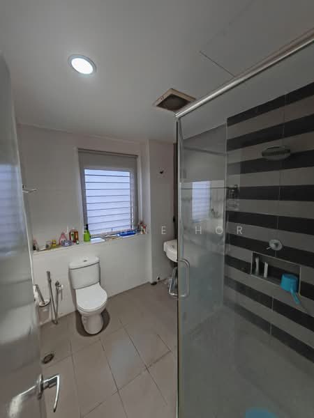 Townhouse for Sale in 16 Sierra (Puchong) - Jeanne Hor - Bathroom - PropertyGuru.com.my
