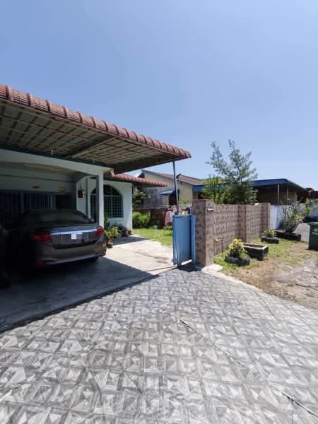 1-storey Terraced House for Sale in Taman Klebang Restu (Chemor) - Sam . - Exterior - PropertyGuru.com.my