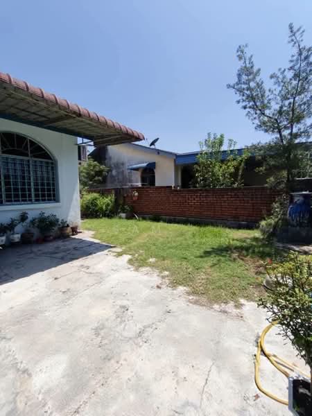 1-storey Terraced House for Sale in Taman Klebang Restu (Chemor) - Sam . - Exterior - PropertyGuru.com.my