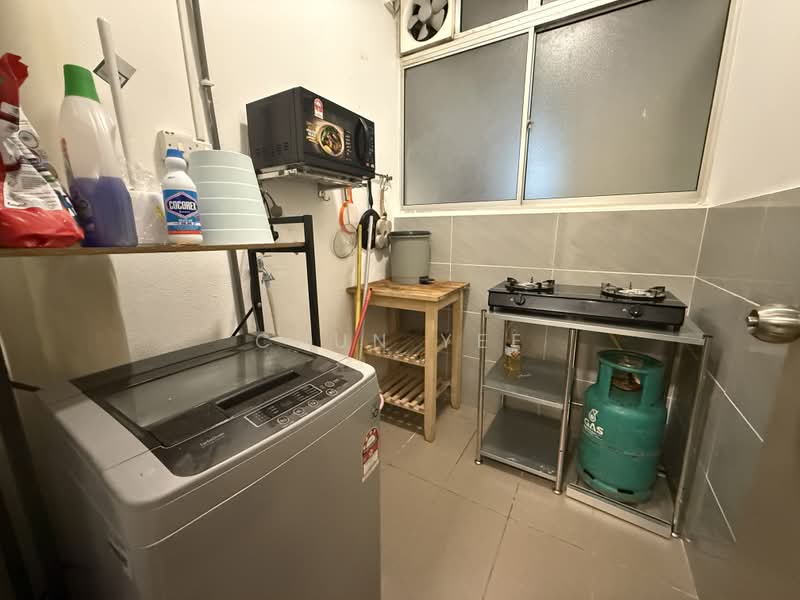 Condominium for Rent at Platinum Splendor Residence - Chun Yee - Kitchen - PropertyGuru.com.my