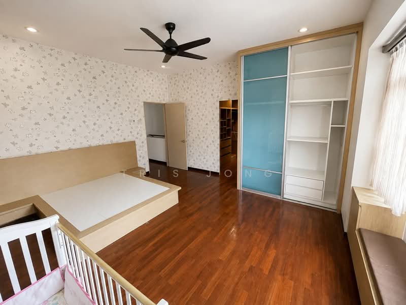 Semi-Detached House for Sale in Kota Emerald (Rawang) - Tris Jong - Bedroom - PropertyGuru.com.my