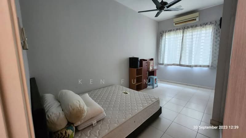 3-storey Terraced House for Rent in Bandar Teknologi Kajang (Kajang) - Ken Fung - Bedroom - PropertyGuru.com.my