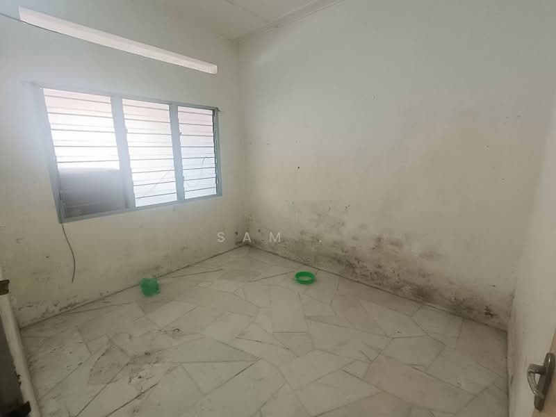 1-storey Terraced House for Sale in Taman Rasi Jaya (Menglembu) - Sam . - Interior - PropertyGuru.com.my