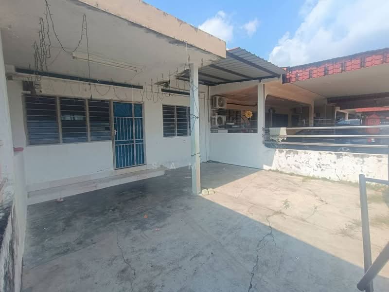 1-storey Terraced House for Sale in Taman Rasi Jaya (Menglembu) - Sam . - Exterior - PropertyGuru.com.my