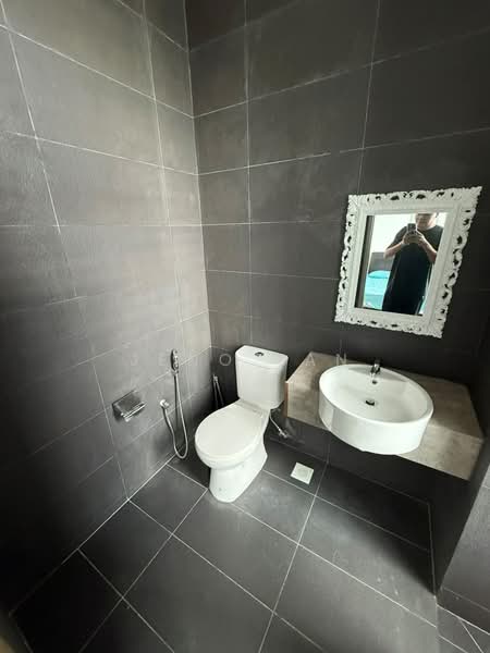 Apartment for Rent at Fulton Park - Jeno Tan - Bathroom - PropertyGuru.com.my