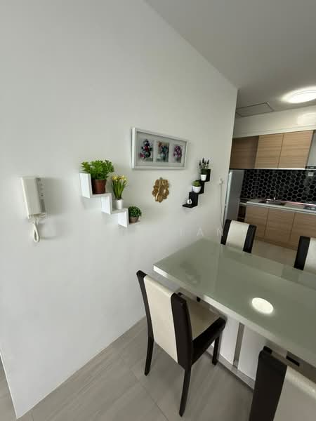 Apartment for Rent at Fulton Park - Jeno Tan - Dining Room - PropertyGuru.com.my