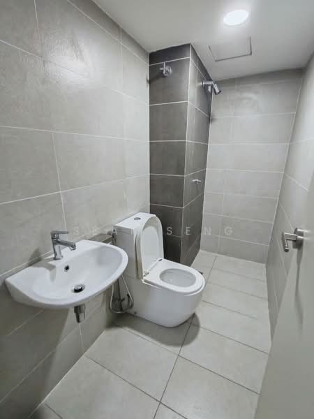Pejabat untuk Disewa di Seksyen 52 (Petaling Jaya) - Sean Seng - Bathroom - PropertyGuru.com.my
