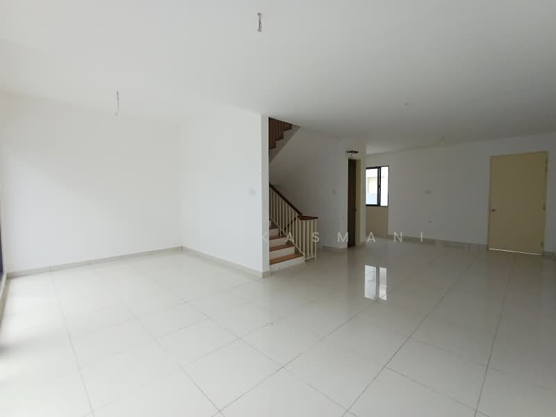 3-storey Terraced House for Sale in Damansara Perdana (Selangor) - Hanif Kasmani - PropertyGuru.com.my