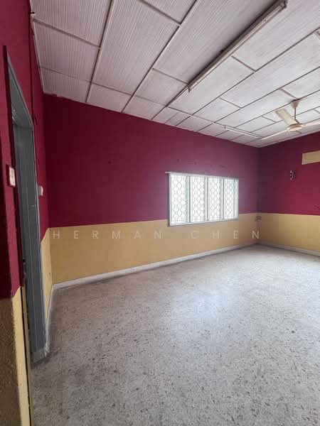 Shop for Rent in Taman Pelangi (Johor Bahru) - Herman Chen - Interior - PropertyGuru.com.my