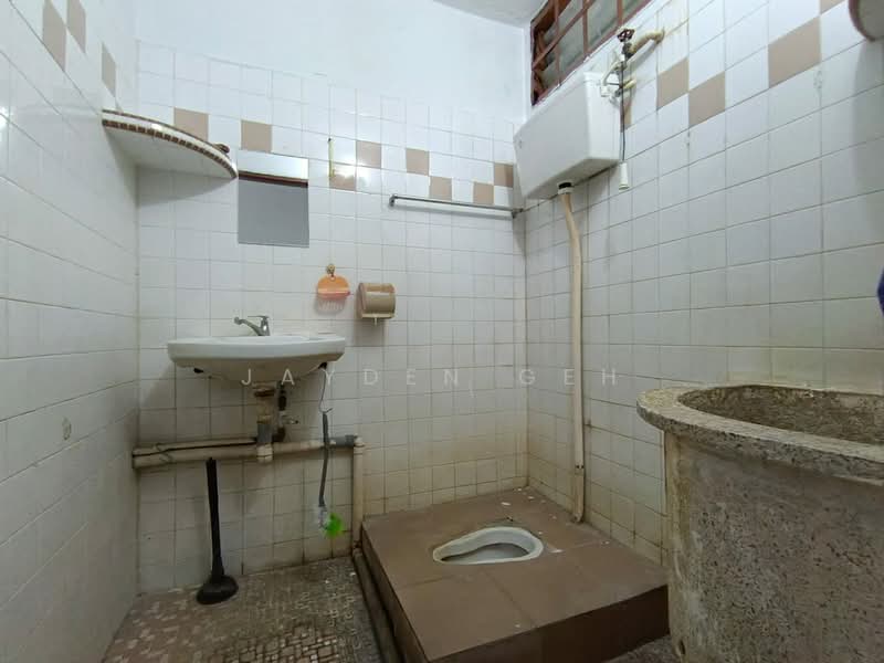 1-storey Terraced House for Sale in Taman Setar (Alor Setar) - Jayden Geh - Bathroom - PropertyGuru.com.my