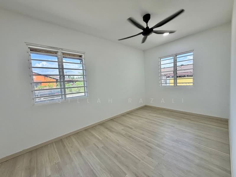Rumah Teres 1-Tingkat untuk Dijual di Semenyih (Selangor) - Aqillah Razali - PropertyGuru.com.my