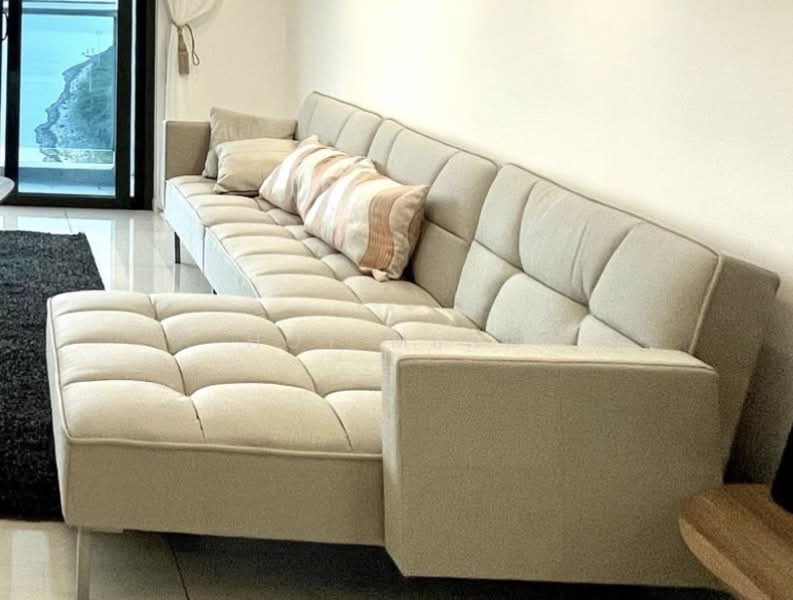 Condominium for Rent at Queens Residences Q1 @ Queens Waterfront - Hoy Meng - Living Room - PropertyGuru.com.my