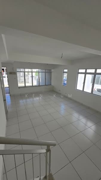Rumah Teres untuk Dijual di Semenyih (Selangor) - Ken Kum - Living Room - PropertyGuru.com.my