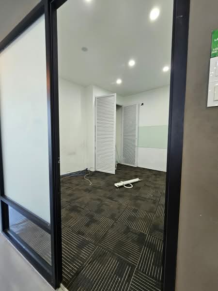 Shop / Office untuk Disewa di Jelutong (Penang) - Zane Tam - Interior - PropertyGuru.com.my