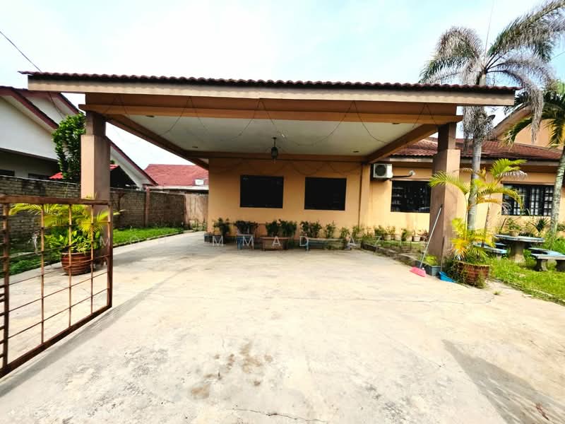 Semi-Detached House for Sale in Perkampungan Indera Sempurna (Penor) - Mohammad Azizi - PropertyGuru.com.my
