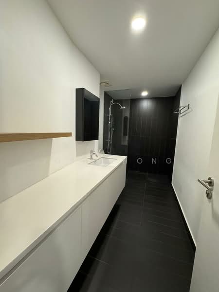Kondominium untuk Dijual di The Hub - Josh Chong - Bathroom - PropertyGuru.com.my