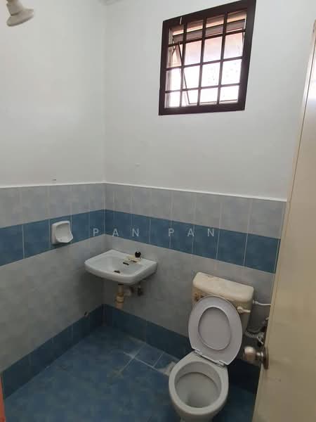 Rumah Teres 2 Tingkat untuk Disewa di Taman Bestari Indah (Ulu Tiram) - Pan Pan - PropertyGuru.com.my