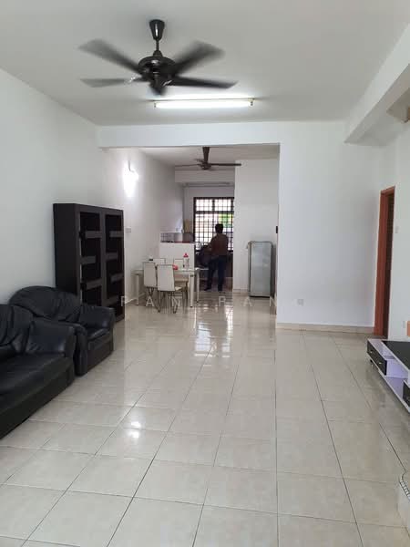 Rumah Teres 2 Tingkat untuk Disewa di Taman Bestari Indah (Ulu Tiram) - Pan Pan - PropertyGuru.com.my
