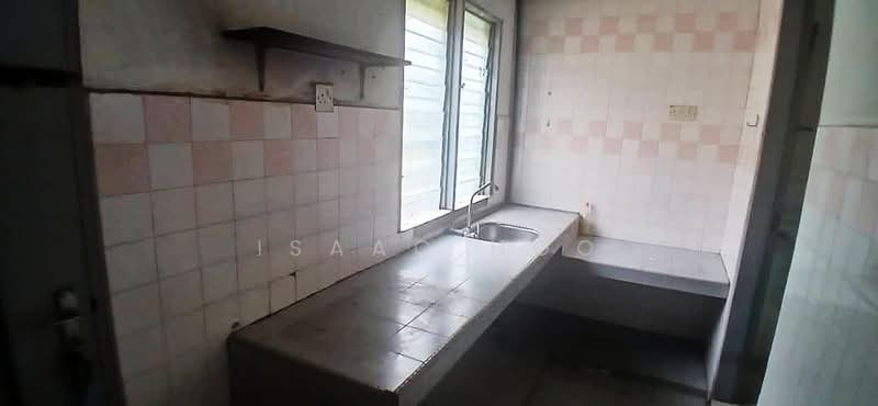 1-storey Terraced House for Sale in Cheras (Selangor) - Isaac Hoo - Kitchen - PropertyGuru.com.my