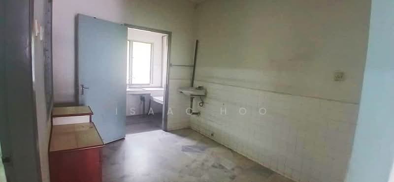 1-storey Terraced House for Sale in Cheras (Selangor) - Isaac Hoo - Kitchen - PropertyGuru.com.my