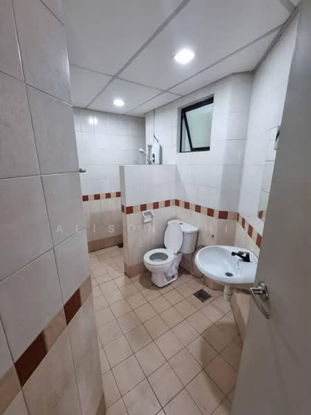 Kondominium untuk Dijual di Casa Indah 1 - Alison Chiu - Bathroom - PropertyGuru.com.my