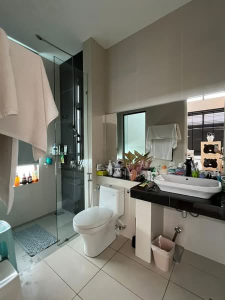 Cluster House for Sale in Eco Botanic (Iskandar Puteri (Nusajaya)) - Vera Chang - Bathroom - PropertyGuru.com.my
