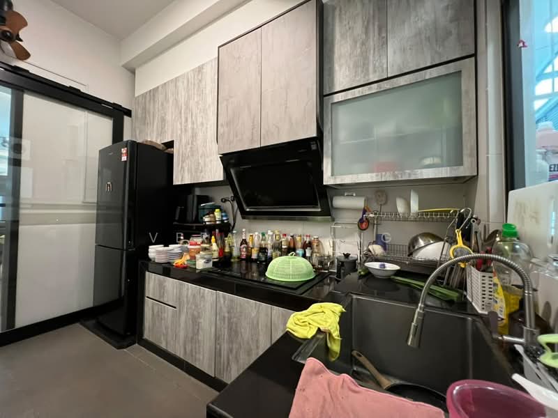 Cluster House for Sale in Eco Botanic (Iskandar Puteri (Nusajaya)) - Vera Chang - Kitchen - PropertyGuru.com.my