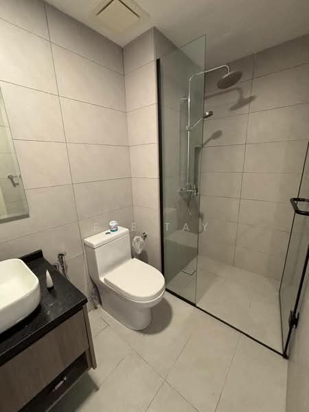 Servis Apartment untuk Disewa di The Atrium - Eve Tay - Bathroom - PropertyGuru.com.my