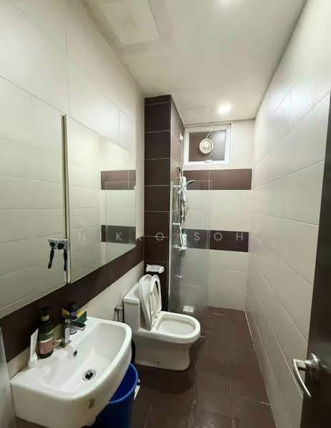 Kondominium untuk Dijual di M Condominium @ Larkin - Nikko Soh - Bathroom - PropertyGuru.com.my
