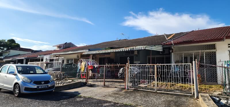 1.5-storey Terraced House for Rent in Sea Park (Petaling Jaya) - Johnny Tan - PropertyGuru.com.my