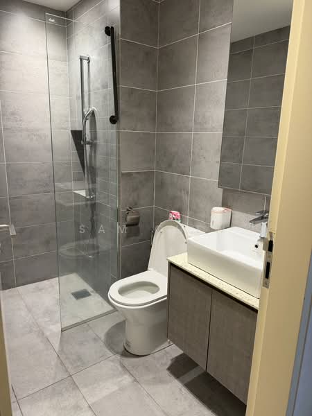 Service Residence for Rent at Millerz Square Serviced Residence - Sam Chew - Bathroom - PropertyGuru.com.my