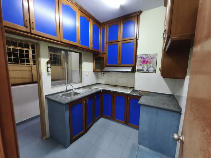 Condominium for Sale at Ridzuan Condominium - CK Chieng - Kitchen - PropertyGuru.com.my