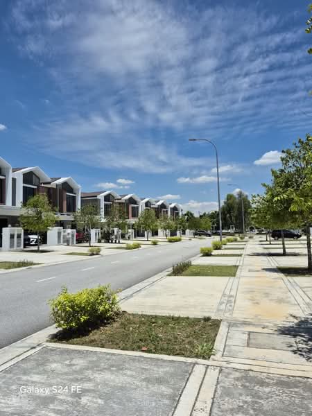 2-storey Terraced House for Sale in Bandar Gamuda Gardens (Rawang) - Jennifer Teo - Exterior - PropertyGuru.com.my