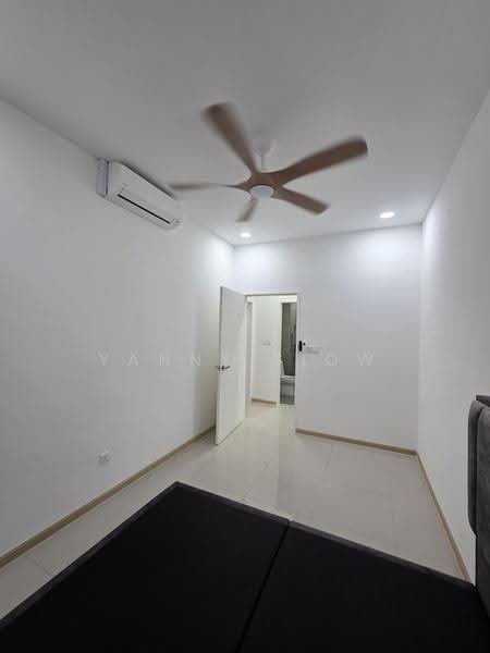 Kondominium untuk Disewa di d'Brightton - Yanny Siow - Bedroom - PropertyGuru.com.my