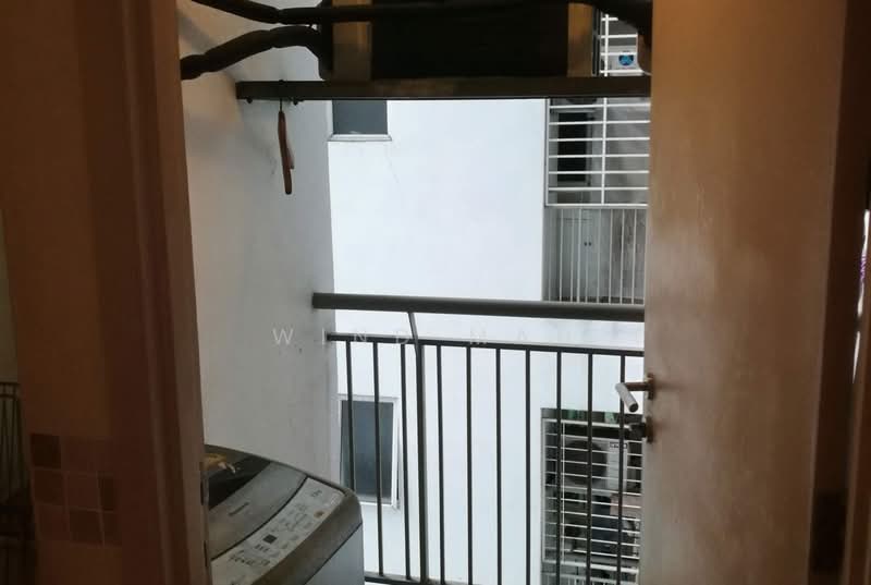 Servis Apartment untuk Dijual di Casa Suites - Wind Mah - Balcony - PropertyGuru.com.my