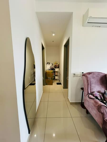 Kediaman Servis untuk Disewa di D'Vervain - Ethan Loke - Corridor - PropertyGuru.com.my
