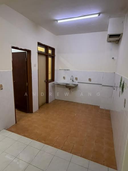 2-storey Terraced House for Sale in Setia Impian (Setia Alam) - Andrew Ang - Kitchen - PropertyGuru.com.my