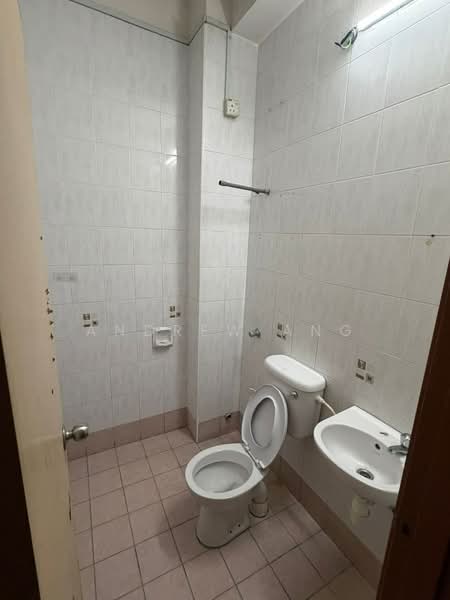 2-storey Terraced House for Sale in Setia Impian (Setia Alam) - Andrew Ang - Bathroom - PropertyGuru.com.my