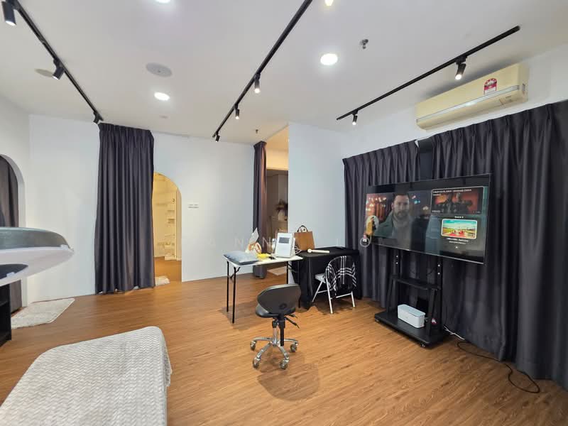 Pejabat untuk Dijual di Mont Kiara (Kuala Lumpur) - Danny Lo - Interior - PropertyGuru.com.my