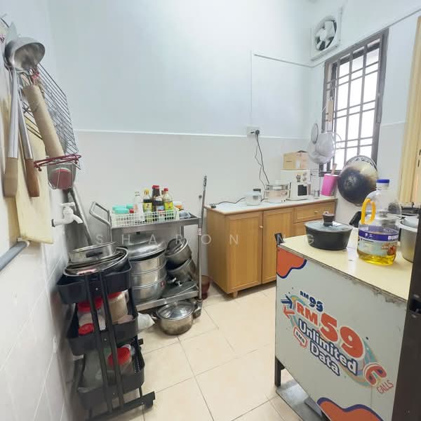 Rumah Teres 2 Tingkat untuk Dijual di Taman Nusa Perintis 2 (Iskandar Puteri (Nusajaya)) - Sharon Ng - Kitchen - PropertyGuru.com.my