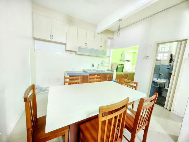 Rumah Teres 2 Tingkat untuk Disewa di Taman Canning (Ipoh) - Calvin Chai - Kitchen - PropertyGuru.com.my