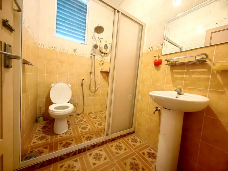 Rumah Teres 2 Tingkat untuk Disewa di Taman Canning (Ipoh) - Calvin Chai - Bathroom - PropertyGuru.com.my