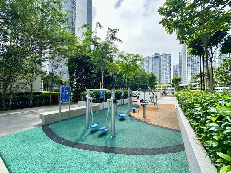 Kondominium untuk Disewa di Lakefront Residence - Chris Lee - Exterior - PropertyGuru.com.my