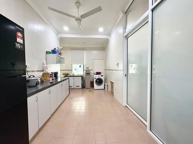 Rumah Teres 2 Tingkat untuk Dijual di Setiawangsa (Kuala Lumpur) - Adzura Zamedin - Kitchen - PropertyGuru.com.my
